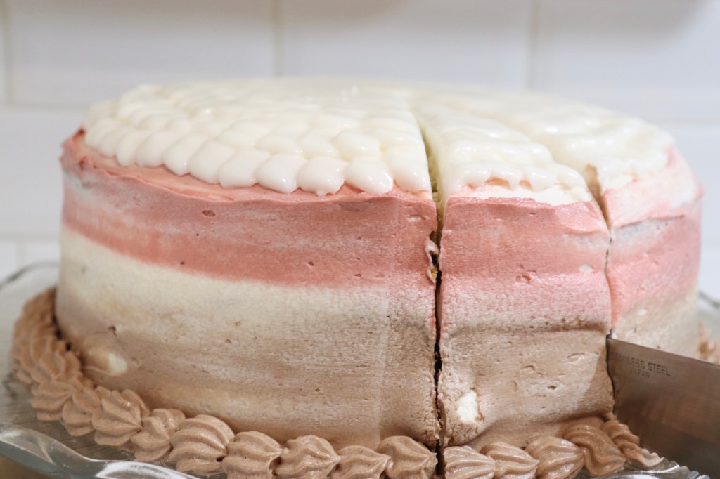 Neapolitan Cake : Chocolate, Strawberry &&nbsp;Vanilla