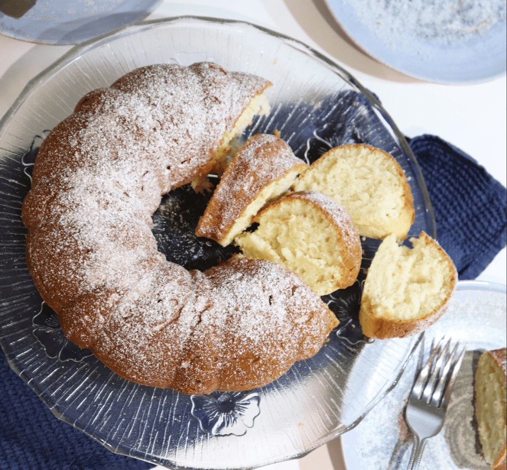 Cinnamon Sugared Bundt Cake (aka Donut&nbsp;Cake)